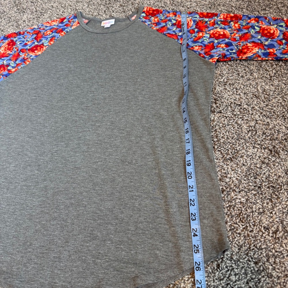 NWT LuLaRoe Randy Raglan Floral Print Sleeves w/ Gray Women's Size L 3/4 Sleeve - Picture 6 of 6